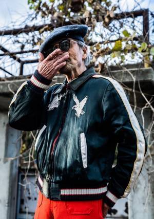 ８８歳のおじいさんが超ファンキーに？　ファッションの力に驚きの声