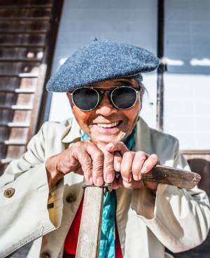 ８８歳のおじいさんが超ファンキーに？　ファッションの力に驚きの声