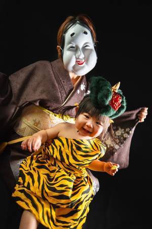 「大人も怖い」「大爆笑」　節分の記念写真５枚のインパクト！