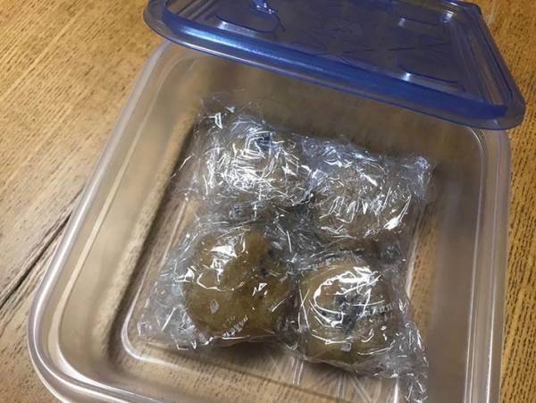 土産でもらった和菓子…賞味期限が短く食べ切れない！そんな時の保存方法とは？