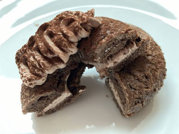 今回もミスドのコラボが激アツ ベルギーの老舗『ヴィタメール』をドーナツで堪能