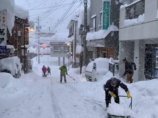 「おかしいな、俺の部屋２階のはずなのに」　室内を見回してみると…