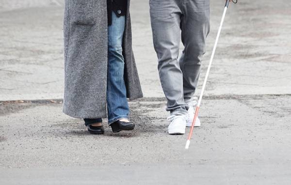 なぜか電話で注文してくる客　初めて対面した時、理由が分かった