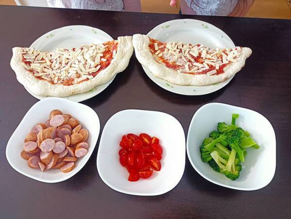 １枚３００円以下？！コスパ最強のガストの冷凍ピザで焼きたてを