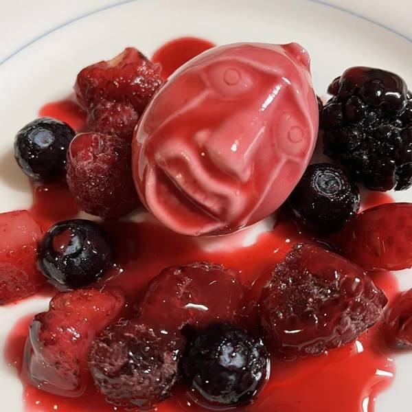 「おいしいスイーツできた～！」　完成した一品に「うわあぁあ」「ヒエッ…」と悲鳴続出