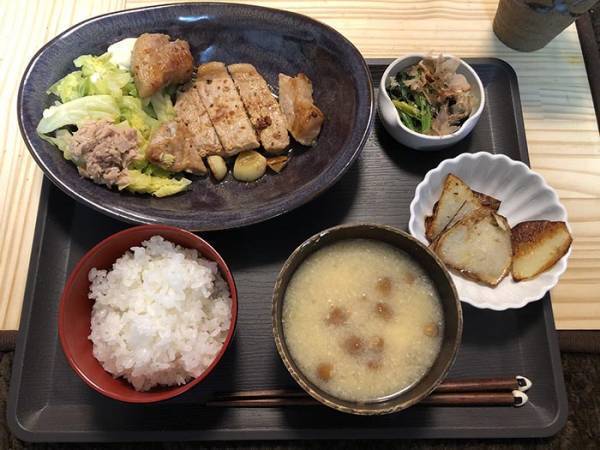 「大人だけど負けたわ」　小５息子が作った『定食』がすごすぎた…