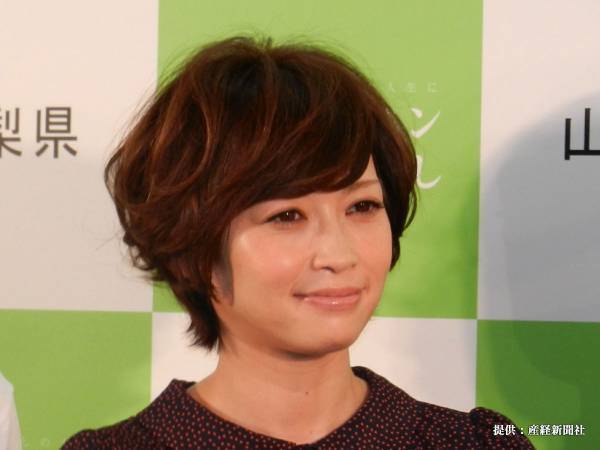 辺見えみりが父・西郷輝彦を追悼　内容に「涙が止まらない」