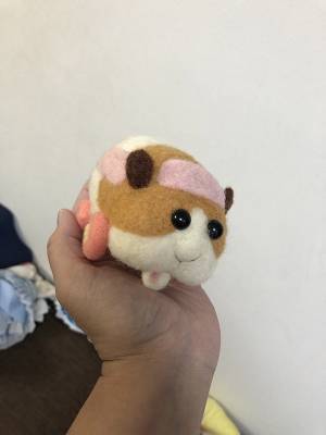 羊毛フェルトを作った結果…！？　衝撃のラストに「見事なオチだ」「爆笑した」