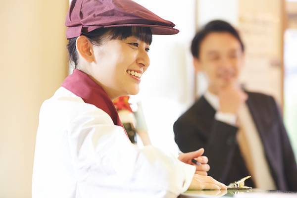 ２歳娘の誕生日を、急遽祝うことになり…？　ケーキ店の対応に「素敵」