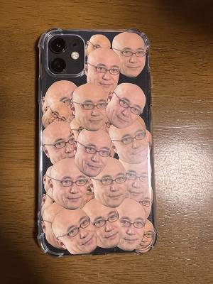 『無数の男性の顔』が貼られた妻のスマホ　理由に「その発想はなかった」「笑いが止まらん」