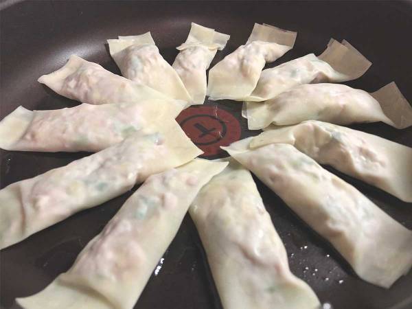 JA全農が投稿した『羽根つき餃子』のコツに「ありがたい」「早速やってみる」