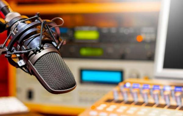 押阪忍、ラジオのデビューはニッポン放送　懐かしい収録の思い出