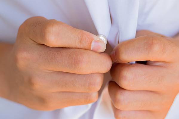 地震発生から９分後…　乱れた姿の佐々木芳史アナに称賛！