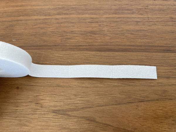 家中の『ケーブル類のごちゃつき』を無印の『ミシン目入り結束テープ』で一斉成敗！