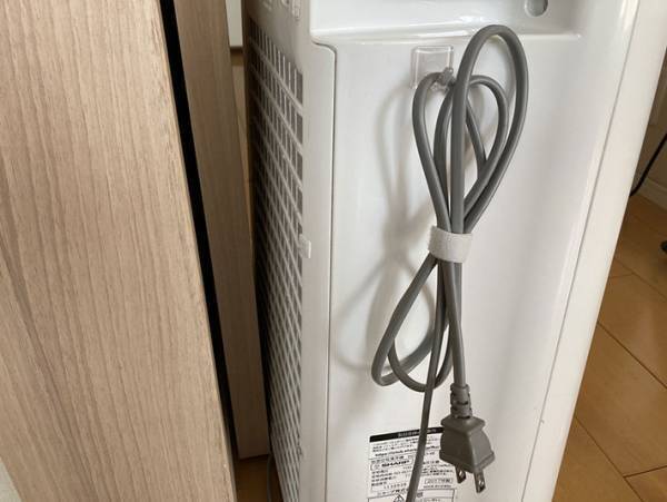 家中の『ケーブル類のごちゃつき』を無印の『ミシン目入り結束テープ』で一斉成敗！