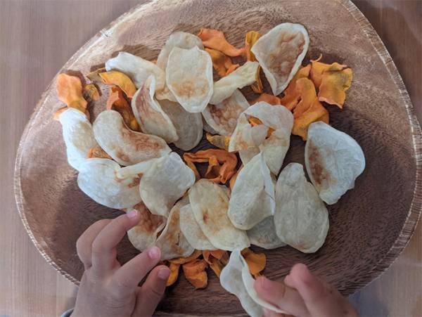 ダイソーで買った『ある商品』　電子レンジで野菜を加熱すると、簡単に…！？