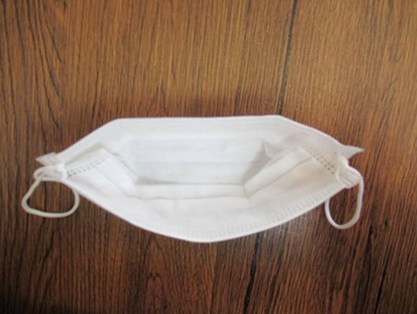 大人用のマスクを子供用のマスクに変身させるたった１０秒の技