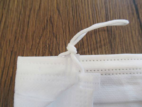 大人用のマスクを子供用のマスクに変身させるたった１０秒の技