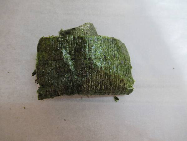 パリパリの海苔が好き！コンビニ風おにぎりの包み方を自宅で再現