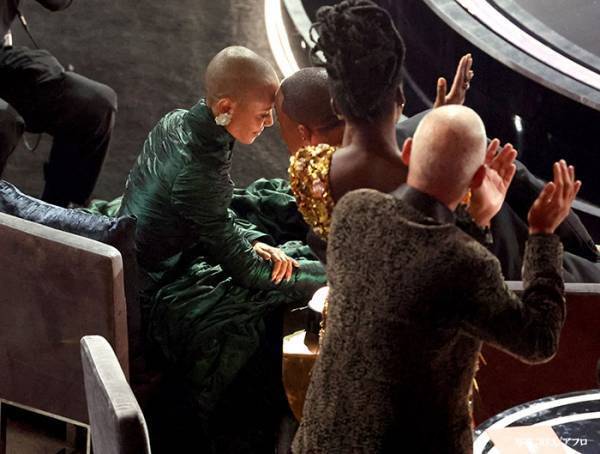 アカデミー賞の『平手打ち』謝罪文を公開したウィル・スミス　「かっこいい」「見習いたい」の声