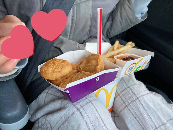 「これは天才だわ」「目からウロコ」　マクドナルドの『食べ方』に、１９万人が称賛！