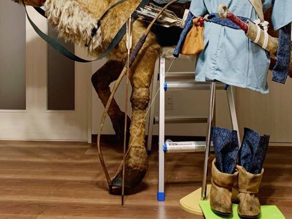 「剥製かと思った」「すごすぎる」コスプレイヤーの『作品』に驚きの声！