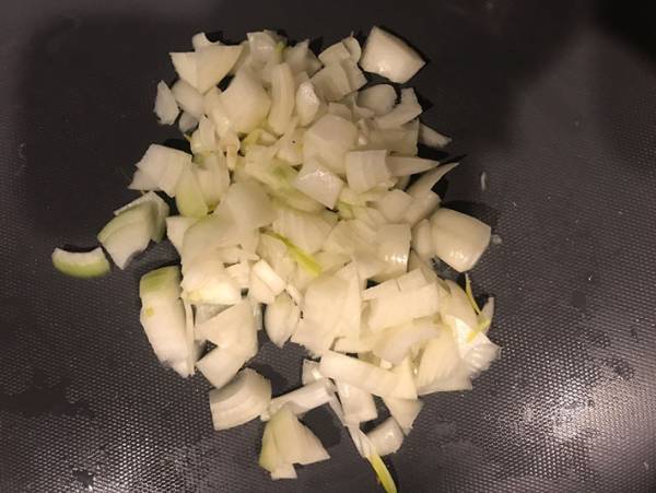 人気の韓国麺、チャパゲティを使って本格ジャージャー麺を作ってみた！