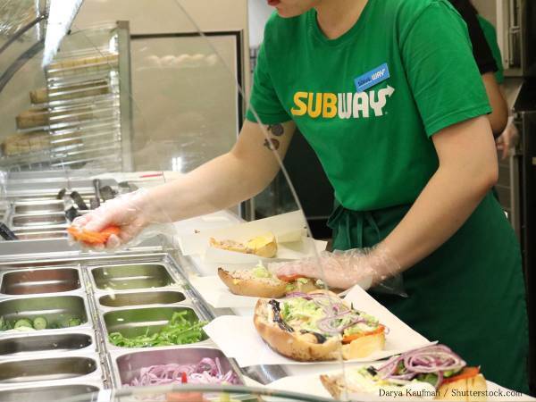 パンと野菜が使えなかったら？　サブウェイの『ツッコミ不在動画』に笑ってしまう
