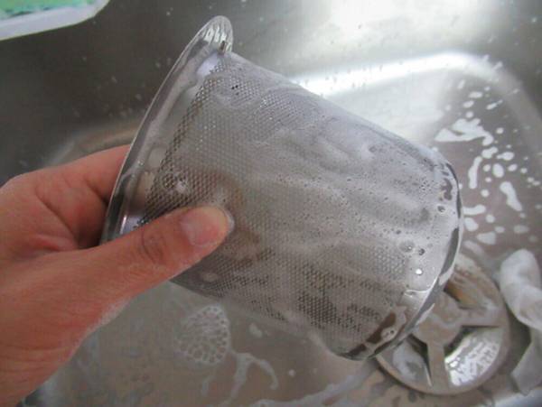 シンク用スポンジは使い捨てが正解！キッチンにある物で代用するのがおすすめ