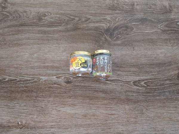 『カルディvs.磯じまん』のビン詰め『大豆ミート』を食べくらべ！大きな違いは、ココだった！