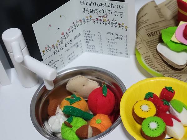 『お品書き』の内容が…！　祖母からのプレゼントに「初孫パワーすごすぎる」