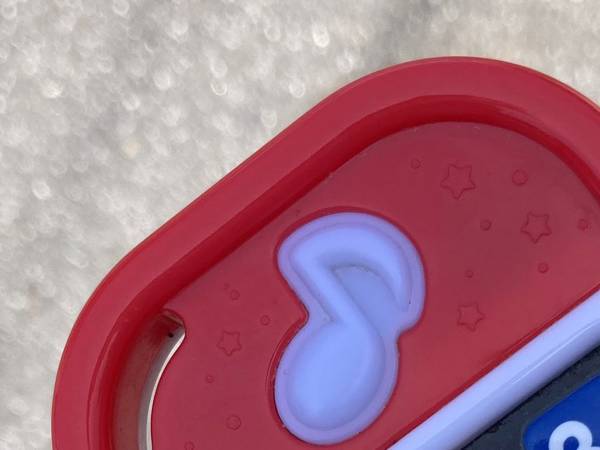 ポケットにスマホを入れてると思ったら…　出てきたモノに「詰んでる…！」