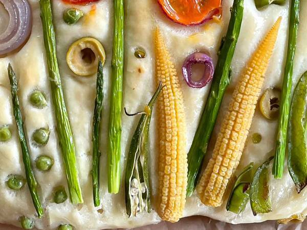 「この発想はなかった」　母の日に喜ばれた『お花パン』に、いいね続出