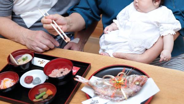 「いろいろ手抜きなのは許してくれ」　赤ちゃん用に用意した『お膳』に絶賛の声！