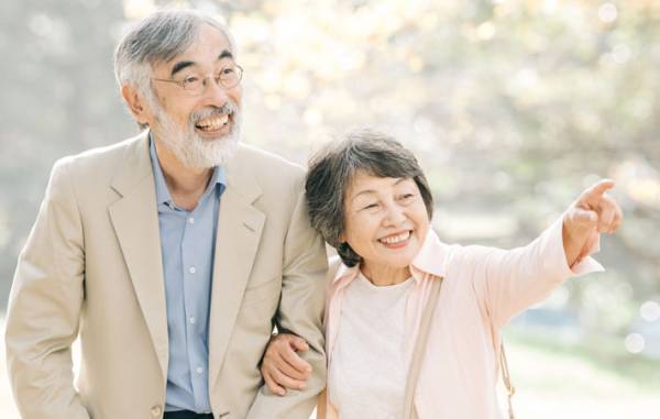 老夫婦「あ、あの子よ」　通り過ぎざま、散歩中の愛犬について『ひと言』！