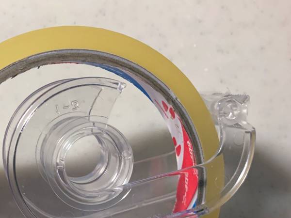 実家にある『母親しか使えないセロテープ』に「斬新で笑った」