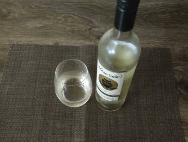 これは絶対、飲まなきゃ損！  スーパーやコンビニで買えるチリワイン『MooNSooN』！