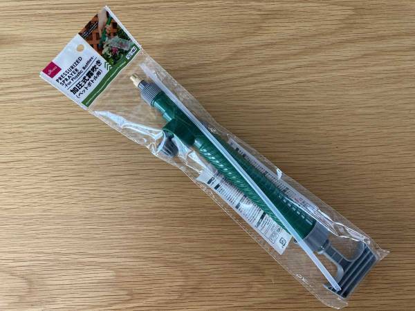 ペットボトルが高圧洗浄機になるのか？ダイソーの『神商品』で掃除してみた