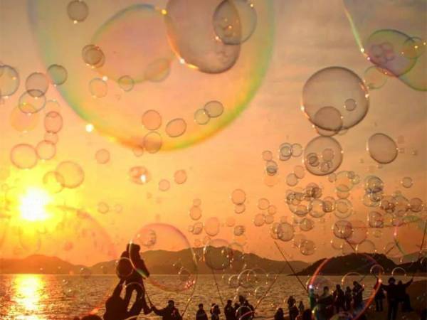 神出鬼没のパフォーマー！『シャボン玉おじさん』って知ってる？