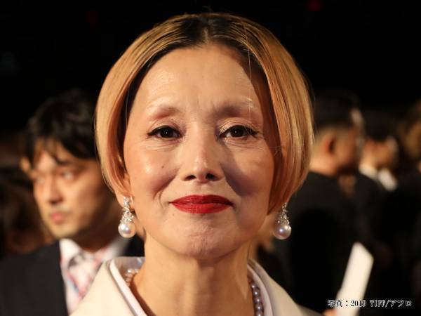 約２５年前の写真を公開した、夏木マリ　４０代半ばの姿に「やっぱりもとが違う」