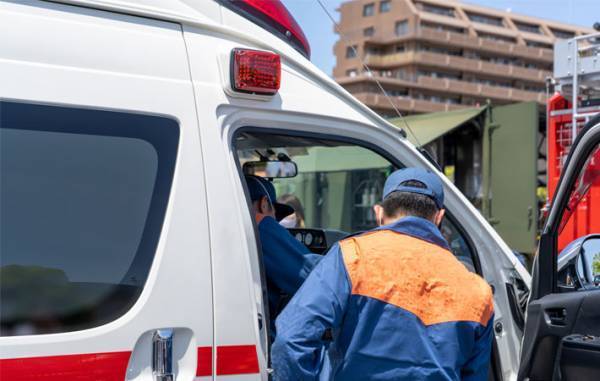 日本語で何度も「大丈夫」　交通事故に遭った女性を助けた米軍衛生兵に、称賛の嵐