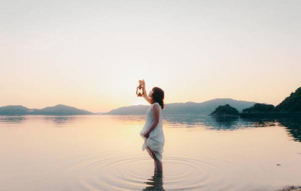 「元気でね」想いが心からあふれるとき、言葉のふくらみとなって現れる