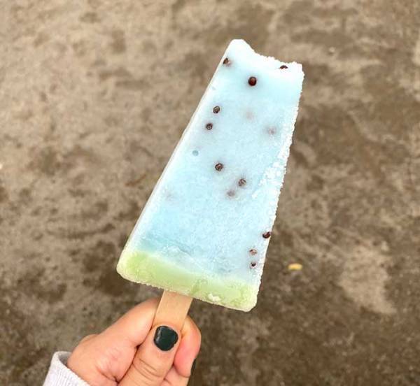 「気になる～！」「食べてみたい！」　発売早々話題の『青いスイカバー』