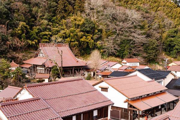 町並みに置かれた自販機に、感動の声　「かっこいい」「天才」