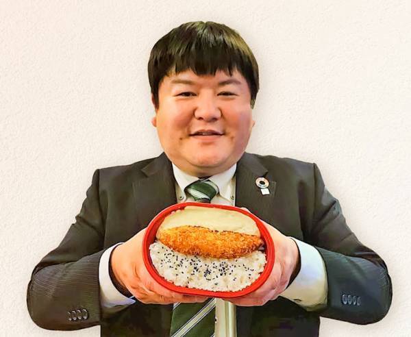 発案者のこだわりがつまった『白身魚だけ弁当』　ソースの量に注目