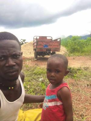 海外のスタッフに仕事の進捗を質問　返信内容に「じわじわくる」「笑った」