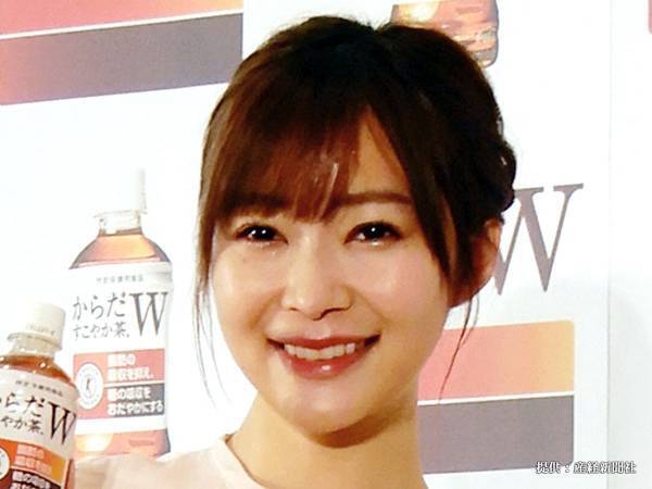 指原莉乃が投稿した『実家の猫』の写真に反響　「サイズ感どうなってる」「笑った」