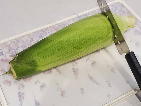 トウモロコシにかぶりつきたい！　電子レンジで温める方法に「手軽でいいね」