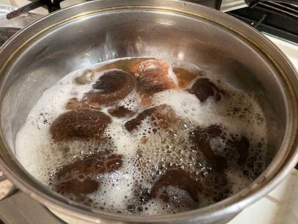 JA全農がおすすめする『乾しいたけ』の煮物レシピ　ピザ風にアレンジも可能！