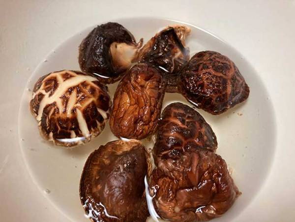 JA全農がおすすめする『乾しいたけ』の煮物レシピ　ピザ風にアレンジも可能！